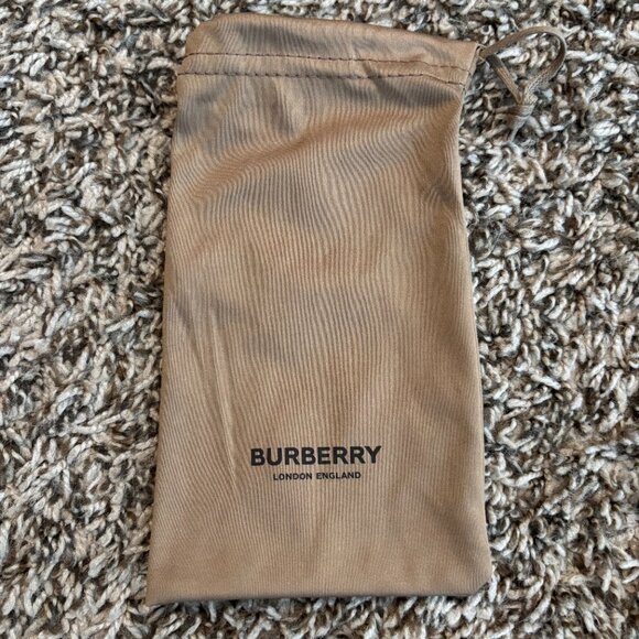 Brand New Burberry Harper BE3144 Cat Eye Women's Sunglasses Retail $324 - Picture 10 of 12